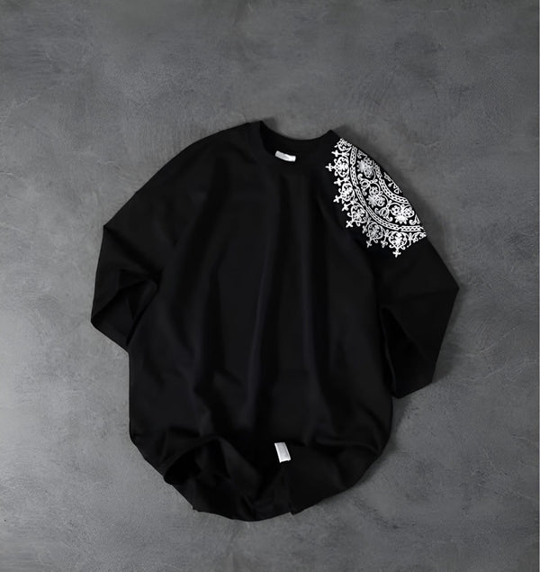 Black shoulder embroidery printed oversize drop shoulder t-shirt