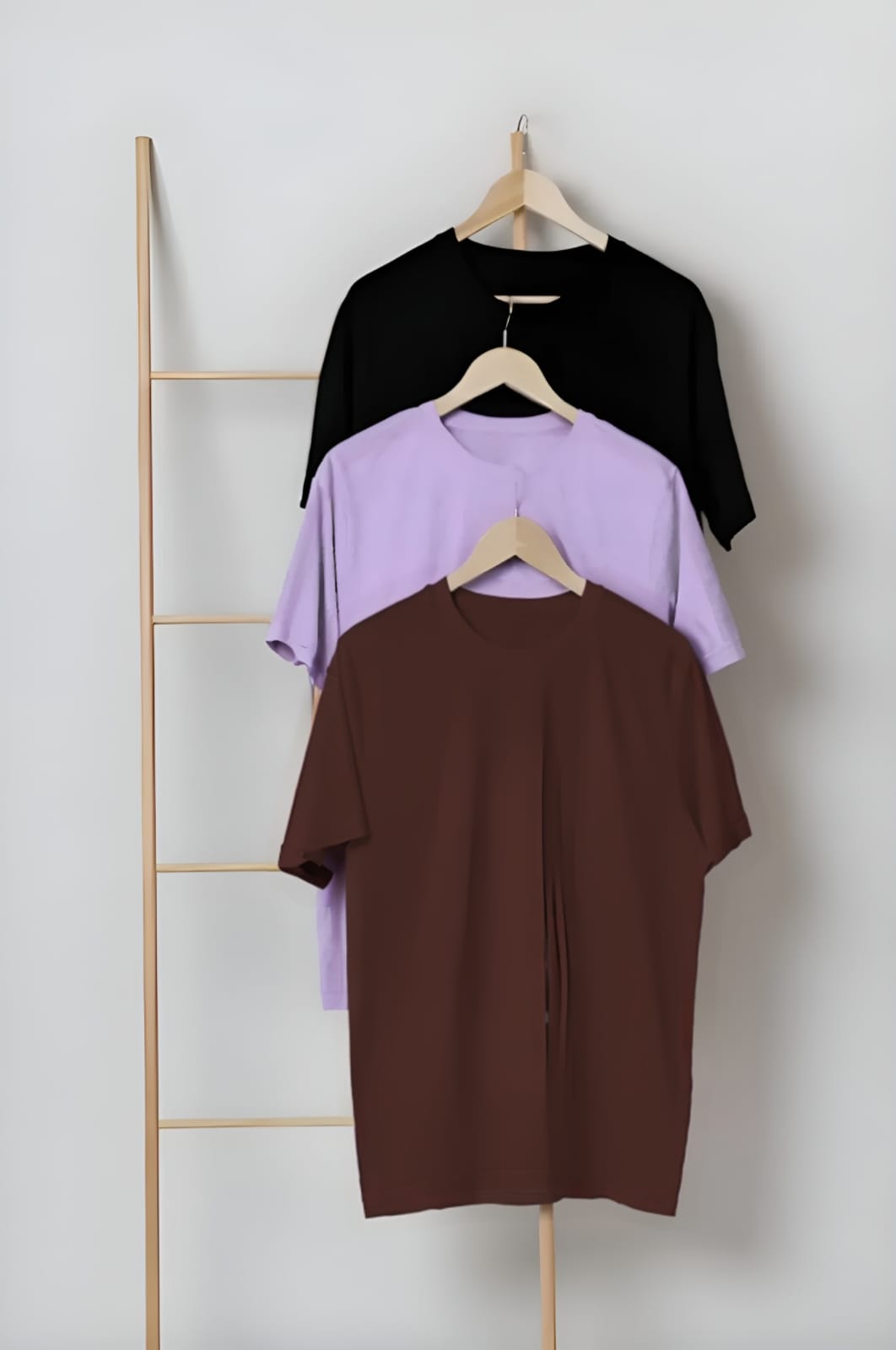 Pack of three plain t-shirts ( black - lilac - brown)