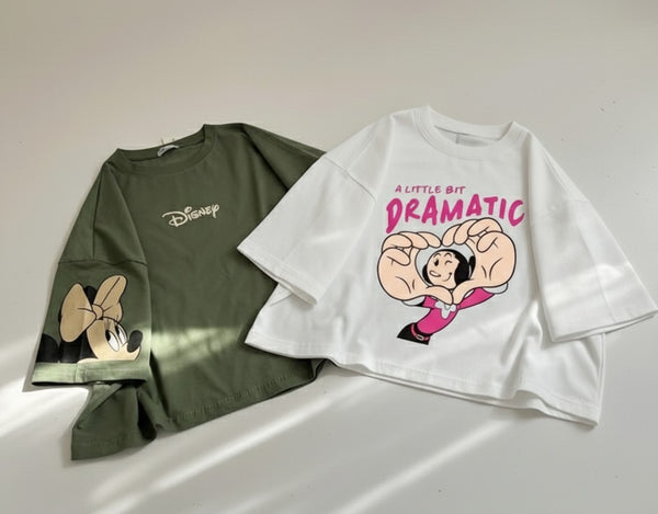 Pack of two oversize drop shoulder t-shirts ( Disney olive - dramatic wt)